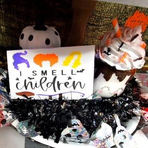 Mini I Smell Children Sign